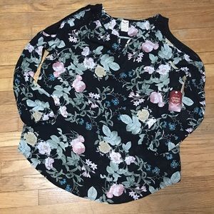 NWT cold shoulder chiffon shirt